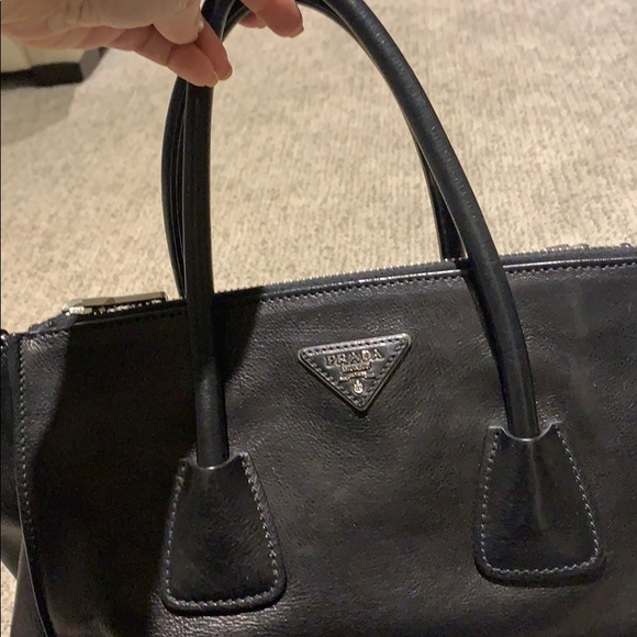 Prada top handle bag with cross body strap - Picture 2 of 8